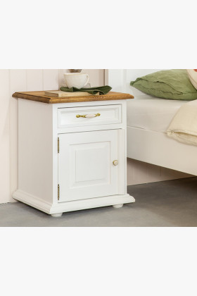 Nočný stolík provence